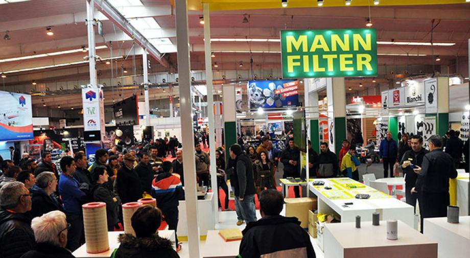 El Stand de MANN-FILTER, una vez más, se convirtió en punto de encuentro para Distribuidores, Cooperativas y Usuarios